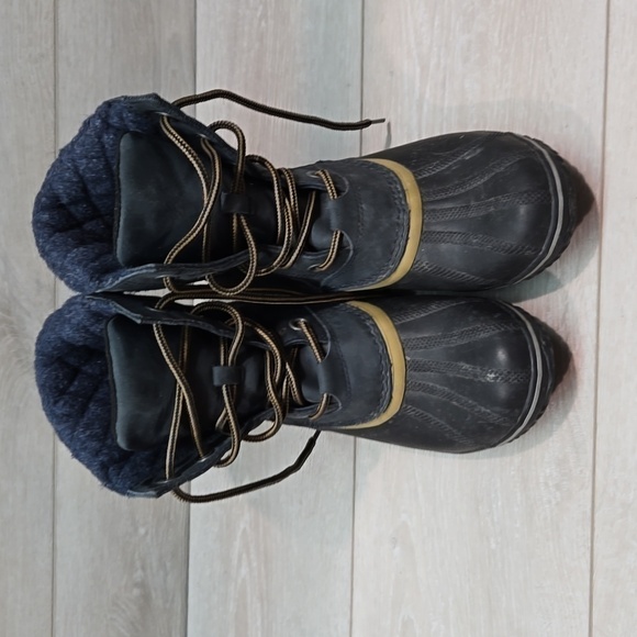 Sorel Women Ankle Leather Rubber Duck shoes boots sz 8.5 - Picture 3 of 12